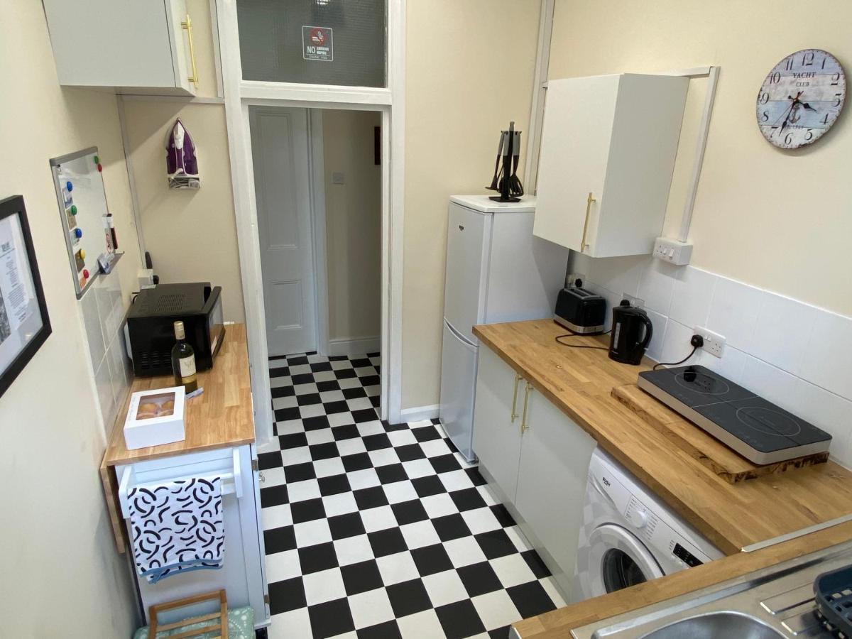 Well-appointed In Apartment