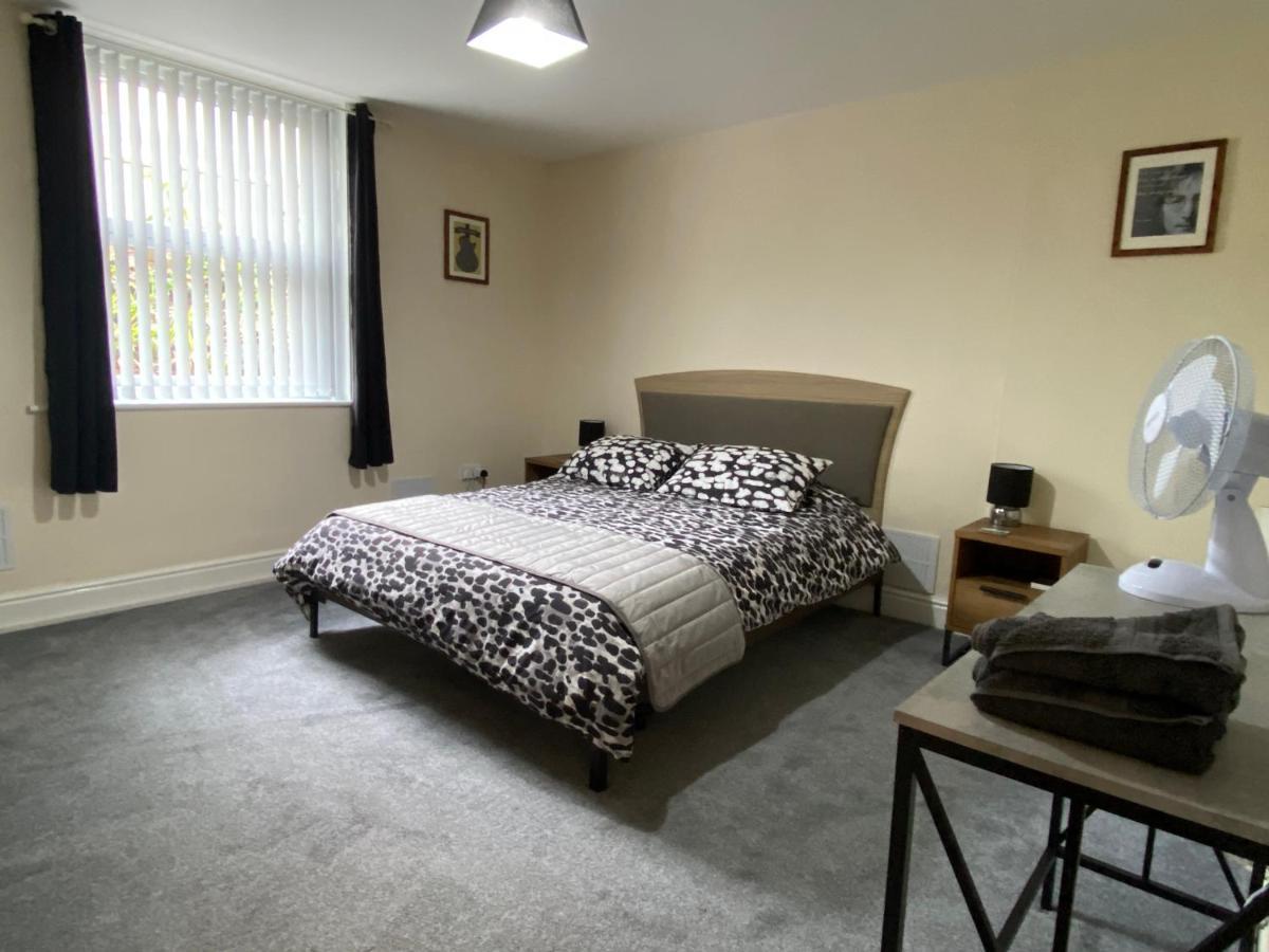 Well-appointed In Apartment
